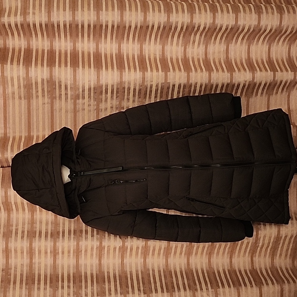 Guess winter coat, army green, warm winter, pockets, hood, mid-length, Small